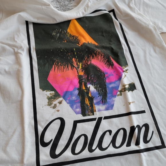 Volcom Graphic T-Shirt - size S - Picture 3 of 4